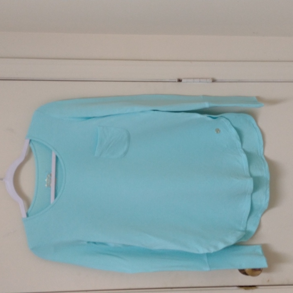 SOLD on MERCARI NWOT Lilly Pulitzer Luxletic Kerah Long Sleeve Lounge Tee
